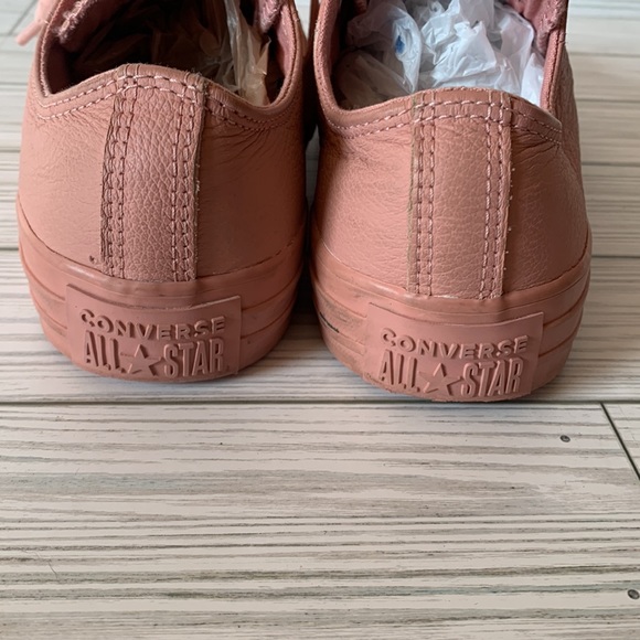 Converse All Star pink leather velvet laces with all same color souls - Picture 4 of 9